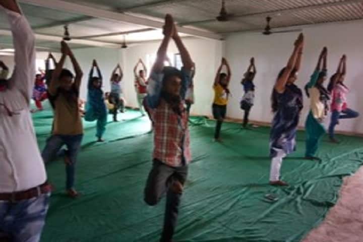 Shree Vanraj Arts and Commerce College campus in Dharampur, Gujarat, India — photo 5