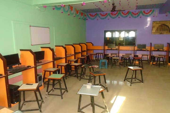 Anjuman Education Trust M Ed College campus in Balasinor, Gujarat, India — photo 6