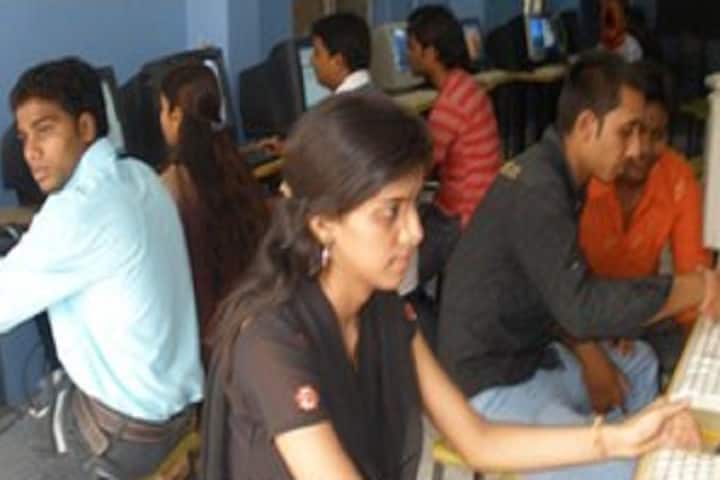 Mahamaya Excellency College campus in Bilaspur, Chhattisgarh, India — photo 2