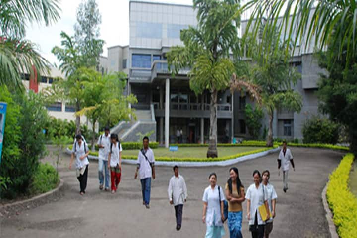 Vijayanagar College of Commerce campus in Hyderabad, Telangana, India — photo 1
