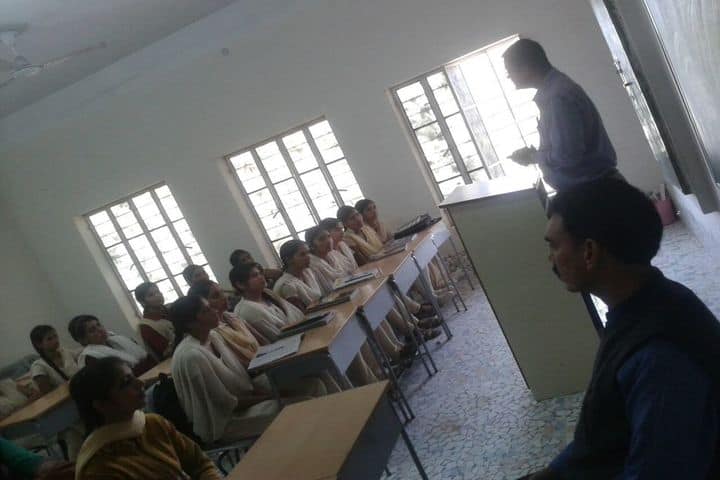 Sister Nivedita Girls College campus in Bikaner, Rajasthan, India — photo 1