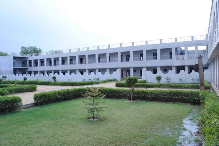 SMD College campus in Mathura, Uttar Pradesh, India — photo 2