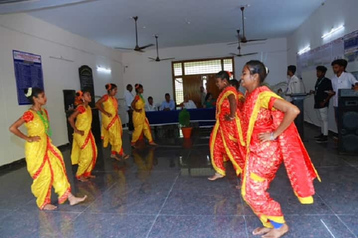 Government Degree College campus in Eturnagaram, Telangana, India — photo 3