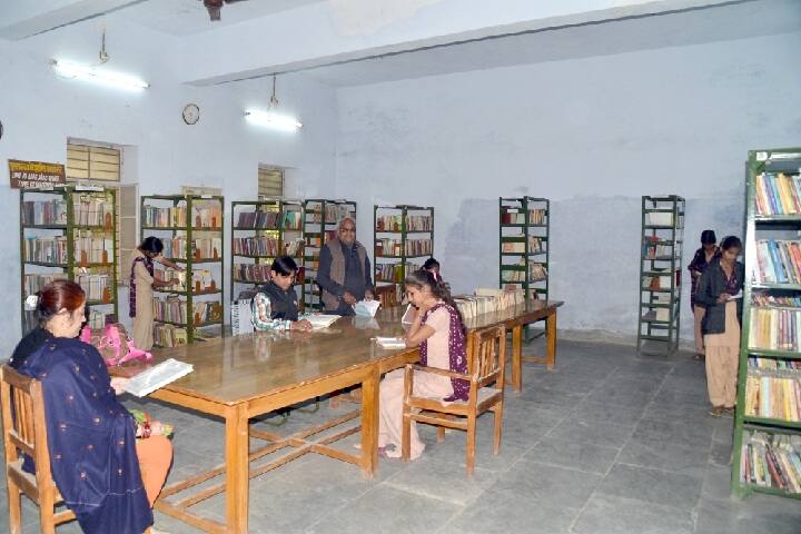 Nitya Lilasth Tilkayat Shri Govind Lal Ji Maharaj Government Girls College campus in Nathdwara, Rajasthan, India — photo 3