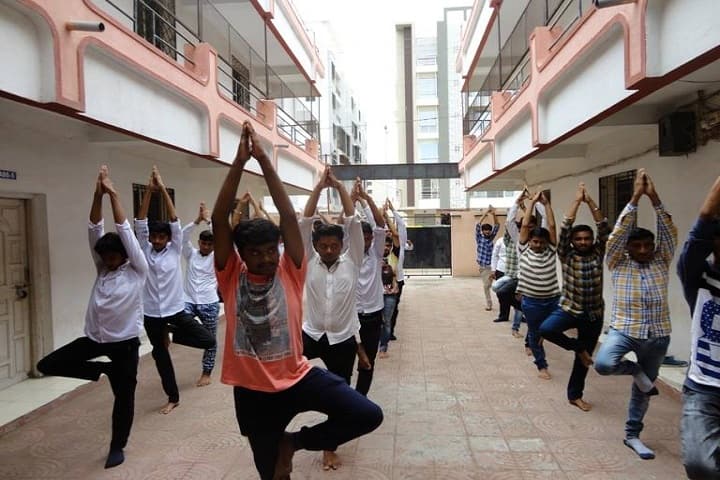 National Computer College campus in Jamnagar, Gujarat, India — photo 2