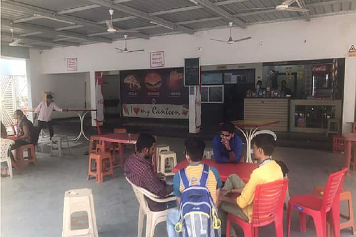 Anand College of Education campus in Anand, Gujarat, India — photo 2