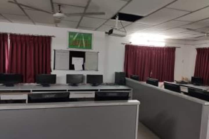 Anand Education College campus in Anand, Gujarat, India — photo 4