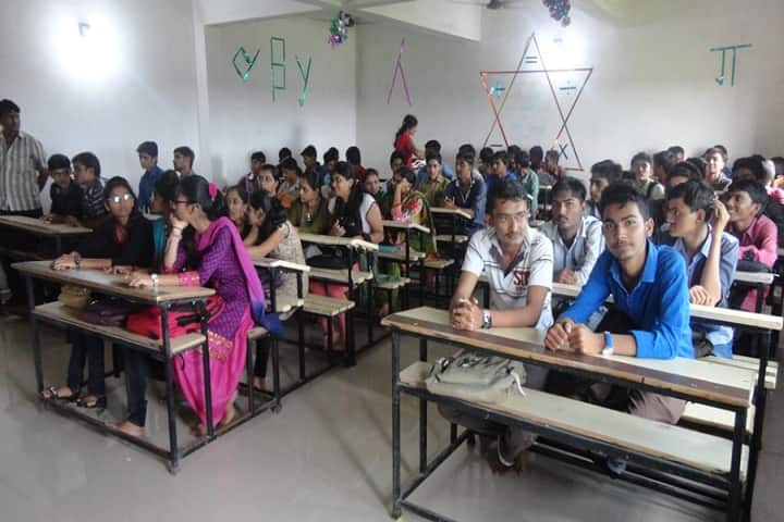 Shree Adarsh B Sc College campus in Botad, Gujarat, India — photo 2