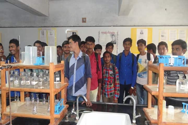 Shree Adarsh B Sc College campus in Botad, Gujarat, India — photo 4