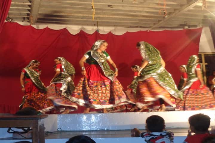Lokseva Mahavidyalaya campus in Bhavnagar, Gujarat, India — photo 3