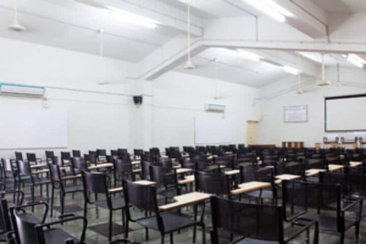 Sinhgad Academy of Engineering campus in Pune, Maharashtra, India — photo 2