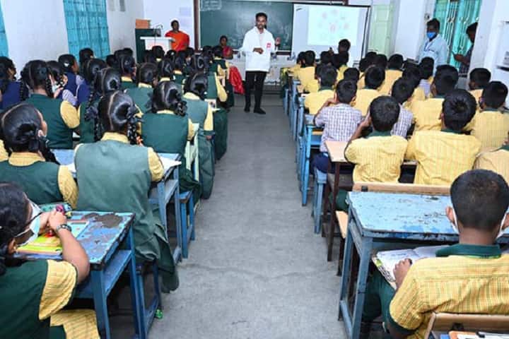 Dhanalakshmi Srinivasan Dental College campus in Perambalur, Tamil Nadu, India — photo 5