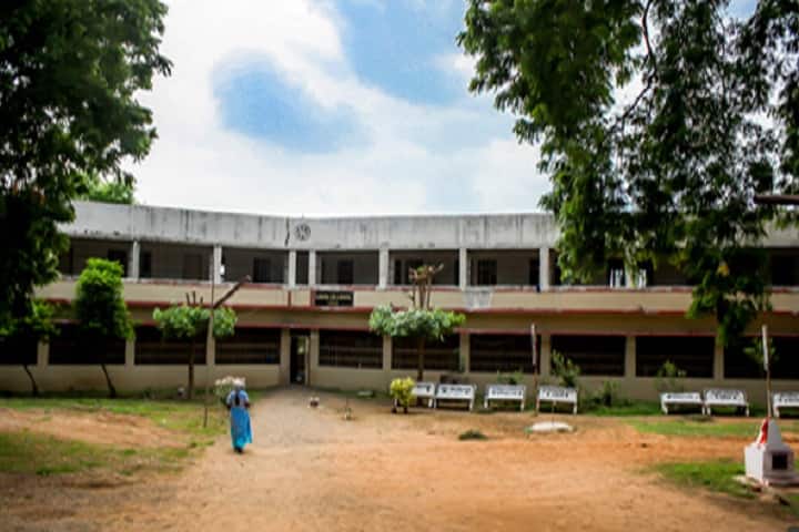 Mahavir Nursing Institute campus in Bayad, Gujarat, India — photo 1