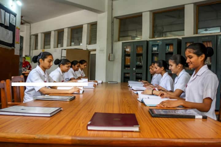 Mahavir Nursing Institute campus in Bayad, Gujarat, India — photo 5