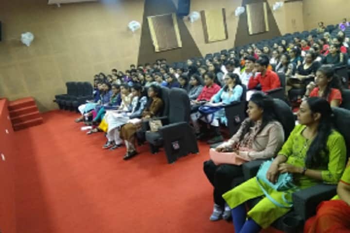 Smt SR Shah Rangwala College of Physiotherapy campus in Kadi, Gujarat, India — photo 2