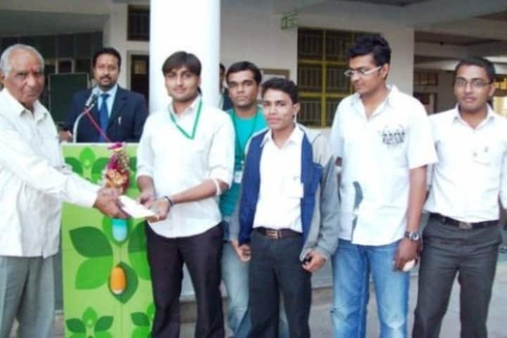 Grow More Institute of Nursing campus in Himmatnagar, Gujarat, India — photo 4