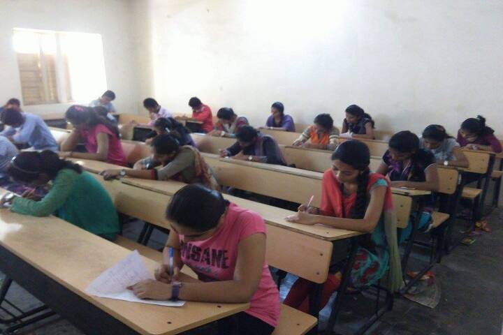 Shri Sarvajanik Science College campus in Mehsana, Gujarat, India — photo 4