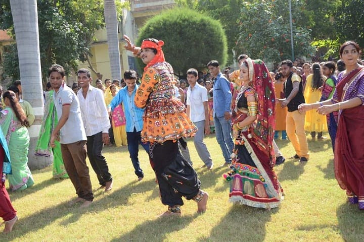 Shree Kaljibhai R Katara Arts College campus in Samalaji, Gujarat, India — photo 3