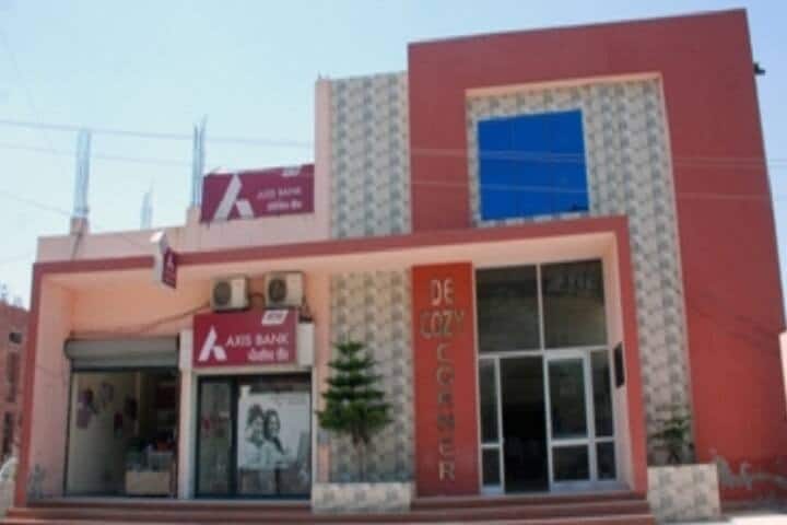 Dasmesh Institute of Research and Dental Sciences campus in Faridkot, Punjab, India — photo 2