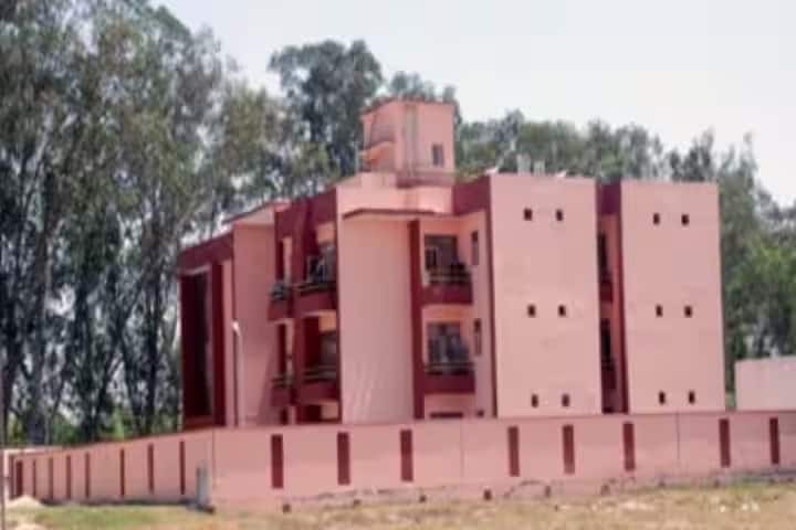 Dasmesh Institute of Research and Dental Sciences campus in Faridkot, Punjab, India — photo 3
