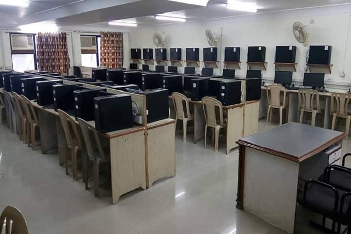 LJ Institute of Business Administration campus in Ahmedabad, Gujarat, India — photo 2