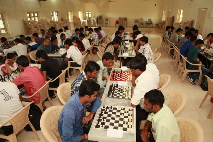 Shri DH Agrawal Arts Shri Rang Avdhoot Commerce and Shri CC Shah and MG Agarwal Science College campus in Navapur, Maharashtra, India — photo 3