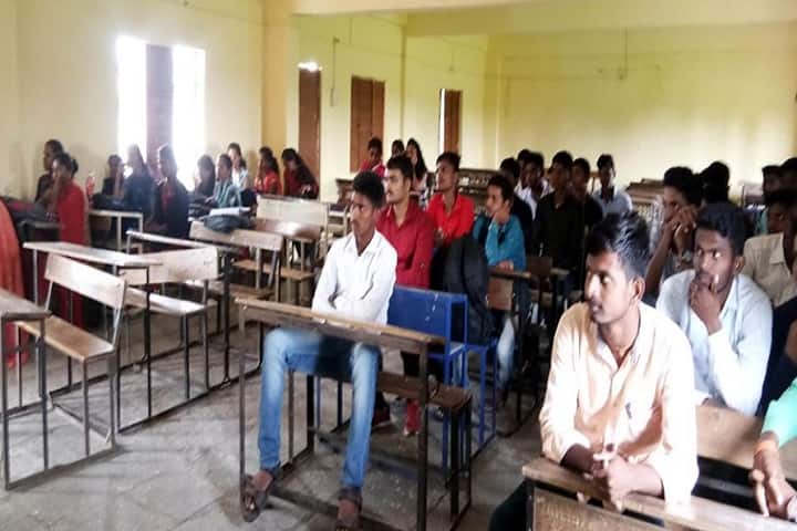 Dhanwantary Arts and Science College campus in Ahmadnagar, Maharashtra, India — photo 3