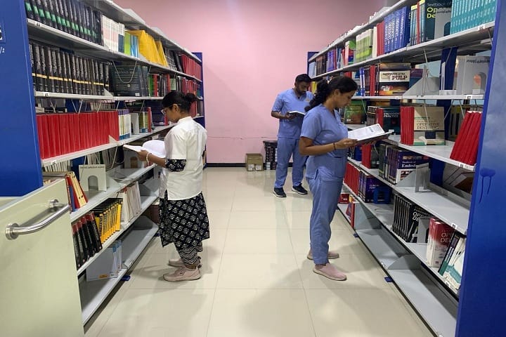 D Y Patil Dental School campus in Pune, Maharashtra, India — photo 4
