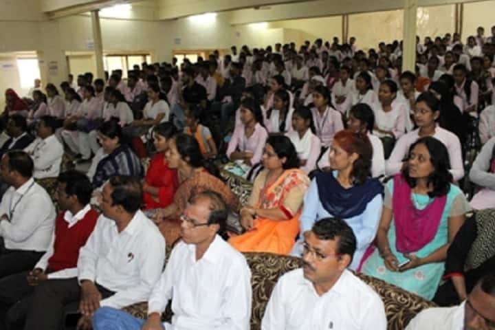Shri Shivaji College of Arts Commerce and Science campus in Akola, Maharashtra, India — photo 3