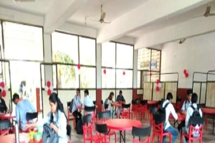 Shri Shivaji College of Arts Commerce and Science campus in Akola, Maharashtra, India — photo 4