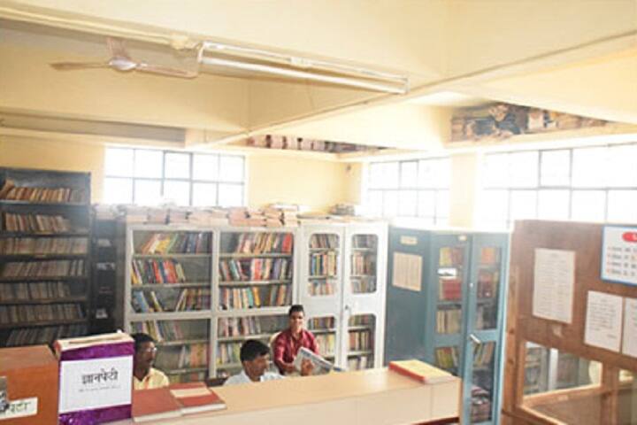 Shripatrao Chougule Arts and Commerce College campus in Kolhapur, Maharashtra, India — photo 6