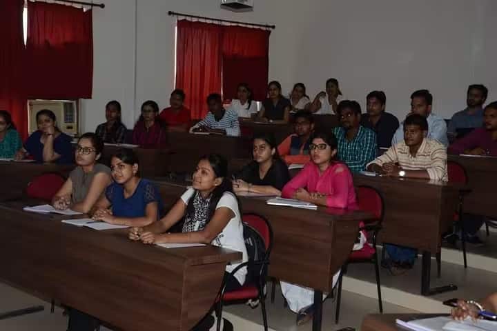 Lal Bahadur Shastri Institute of Management and Technology campus in Bareilly, Uttar Pradesh, India — photo 2