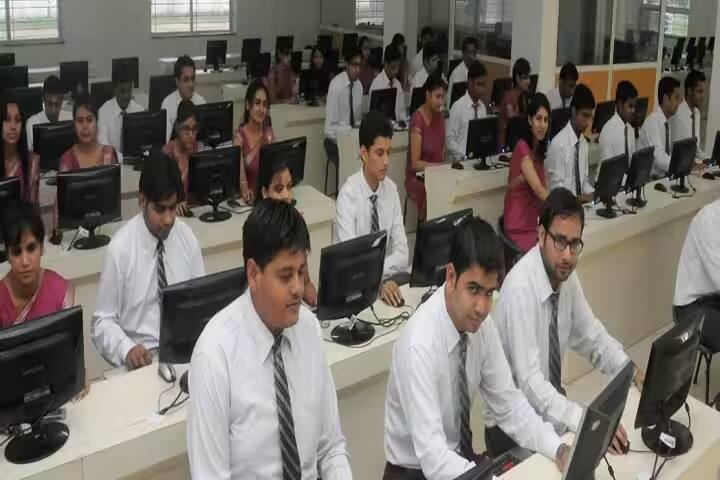 Lal Bahadur Shastri Institute of Management and Technology campus in Bareilly, Uttar Pradesh, India — photo 3