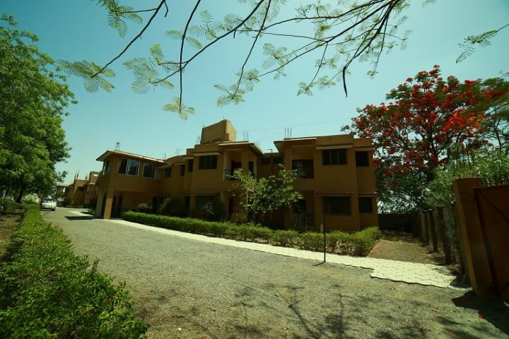 College of Dental Sciences and Hospital campus in Indore, Madhya Pradesh, India — photo 4