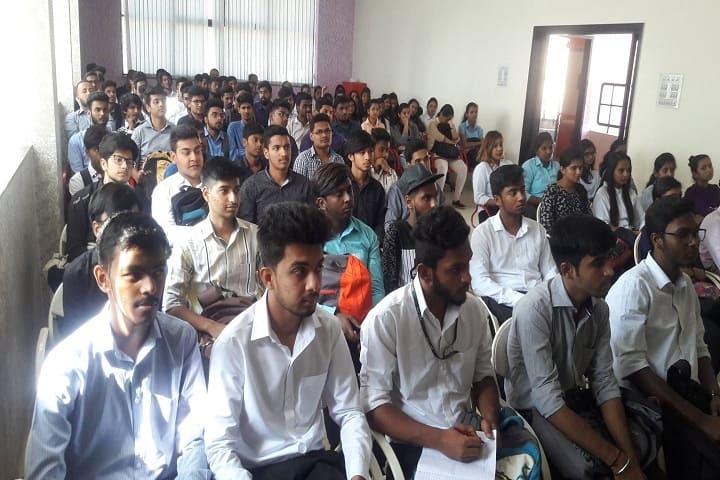 KLE Society's College of Business Administration campus in Hubli, Karnataka, India — photo 2