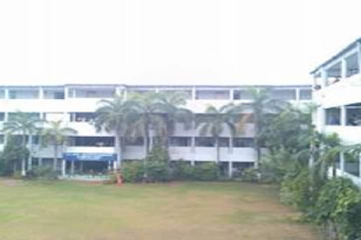 Ashvinbhai A Patel Commerce College campus in Gandhinagar, Gujarat, India — photo 1