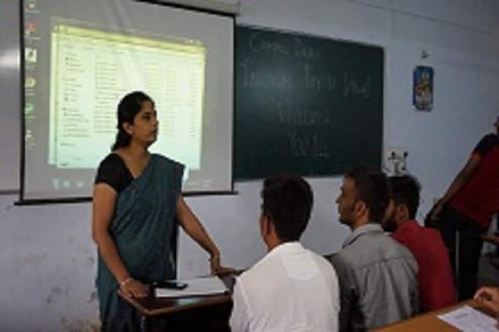 Ashvinbhai A Patel Commerce College campus in Gandhinagar, Gujarat, India — photo 3