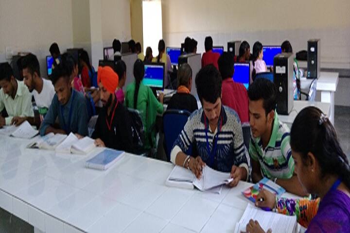 Shaheed Udham Singh Panjab University Constituent College campus in Ferozepur, Punjab, India — photo 2