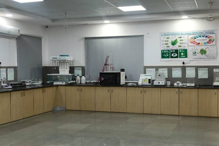 Datta Meghe College of Pharmacy campus in Wardha, Maharashtra, India — photo 1