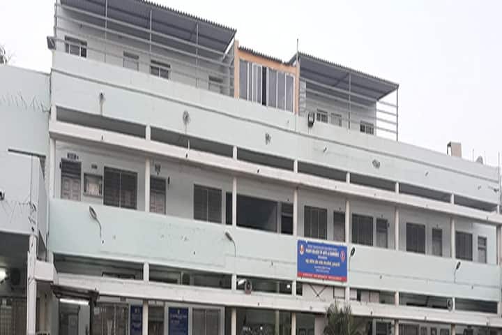 Night College of Art and Commerce campus in Ichalkaranji, Maharashtra, India — photo 1