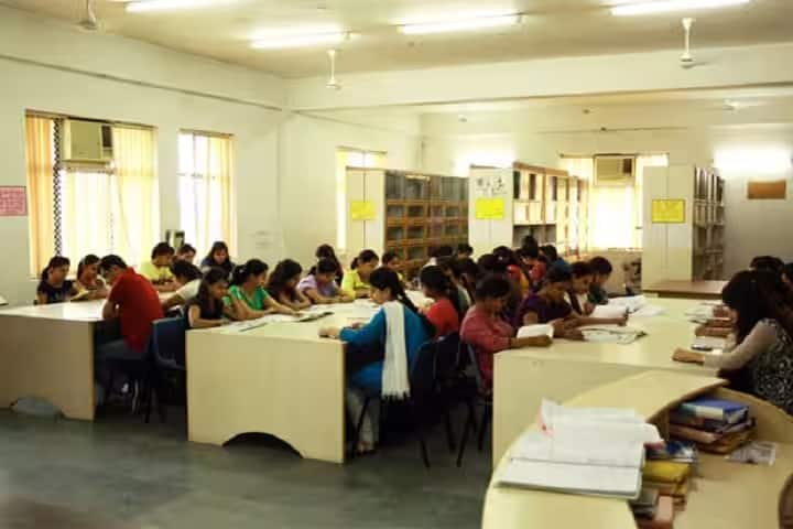 Kasturi Ram College of Higher Education campus in New Delhi, Delhi, India — photo 6