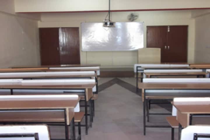 Heritage Business College campus in Agra, Uttar Pradesh, India — photo 1