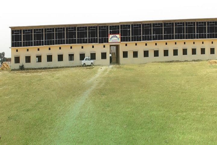 Shri Tridandideo Hanumat Technical College campus in Chandauli, Uttar Pradesh, India — photo 1