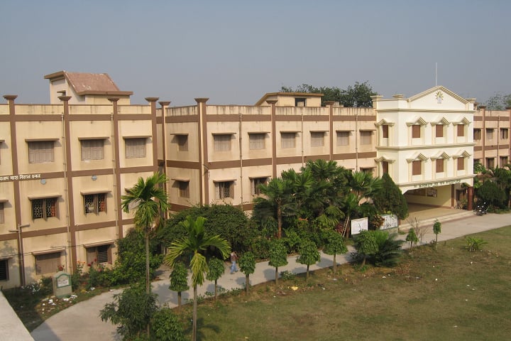 Dr Bhupendra Nath Dutta Smriti Mahavidyalaya campus in Bardhaman, West Bengal, India — photo 3