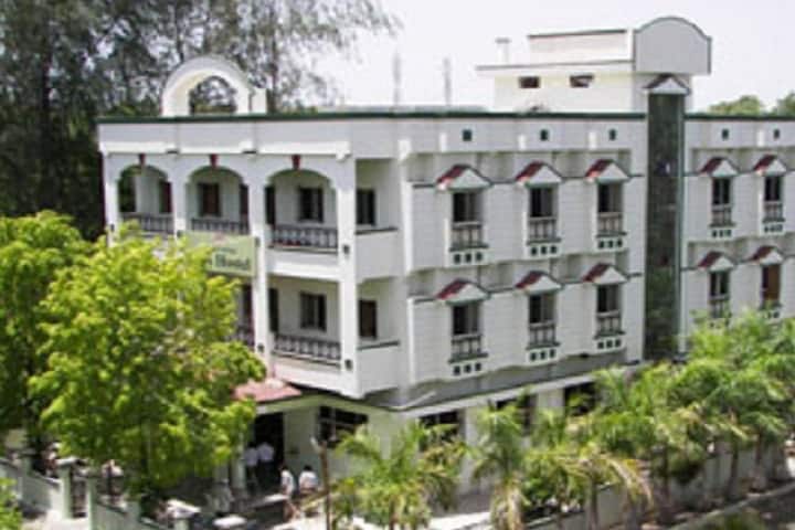 Chhatrapati Shahu Maharaj Shikshan Sanstha Dental College and Hospital campus in Aurangabad, Maharashtra, India — photo 5
