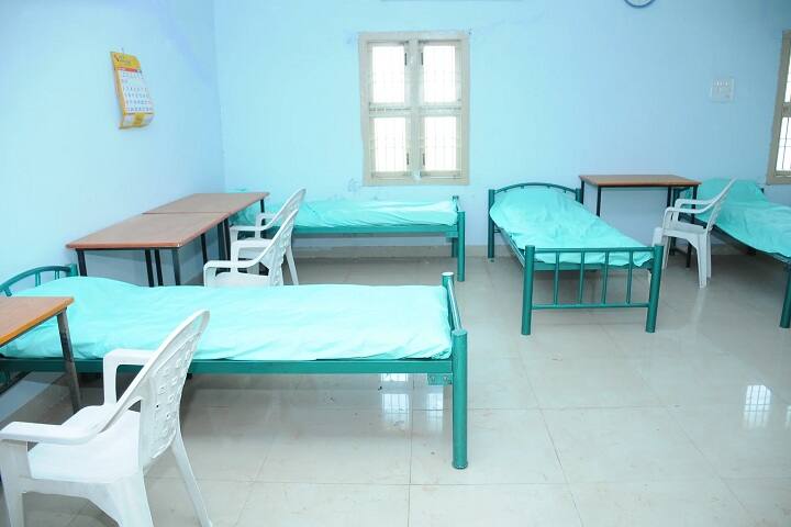 Care Dental College campus in Guntur, Andhra Pradesh, India — photo 4