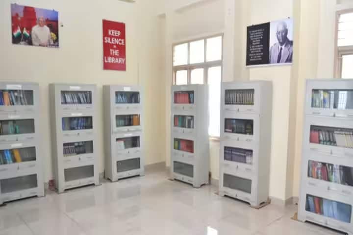 Care Dental College campus in Guntur, Andhra Pradesh, India — photo 6