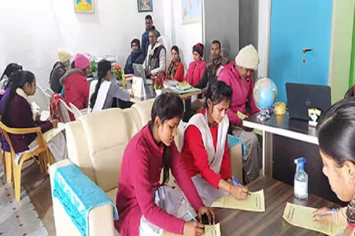 Maa Maturani Devi Mahavidyalaya campus in Ballia, Uttar Pradesh, India — photo 2