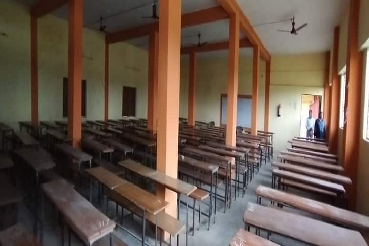 Maharani Gulab Kumari Mahila Mahavidyalaya campus in Varanasi, Uttar Pradesh, India — photo 6