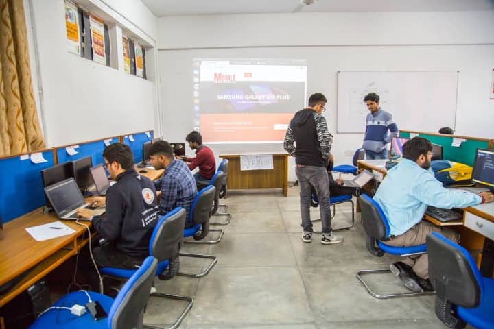 School of Pharmaceutical Sciences Apeejay Stya University campus in Sohna, Haryana, India — photo 3